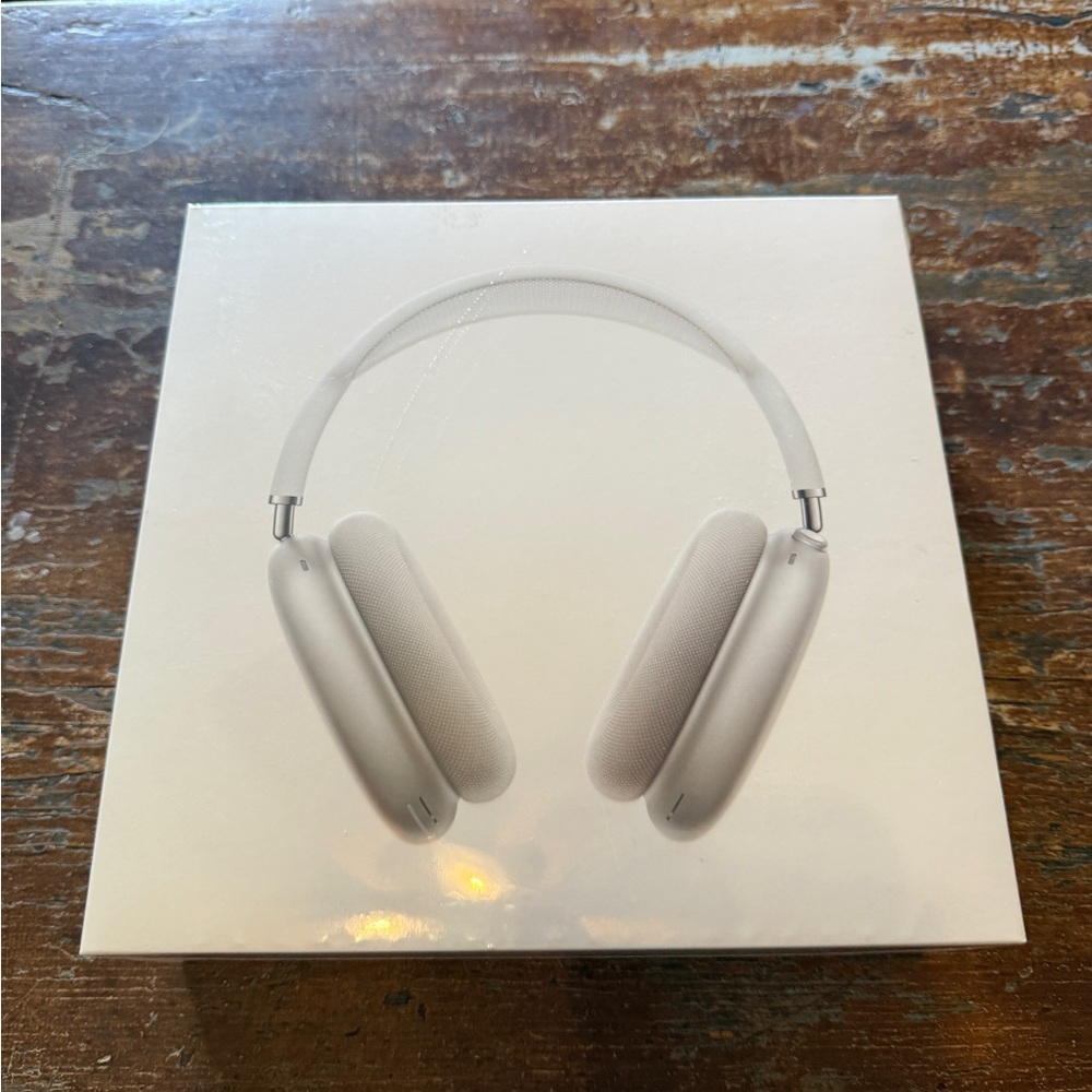 Apple AirPods Max Over-Ear Headphones - White